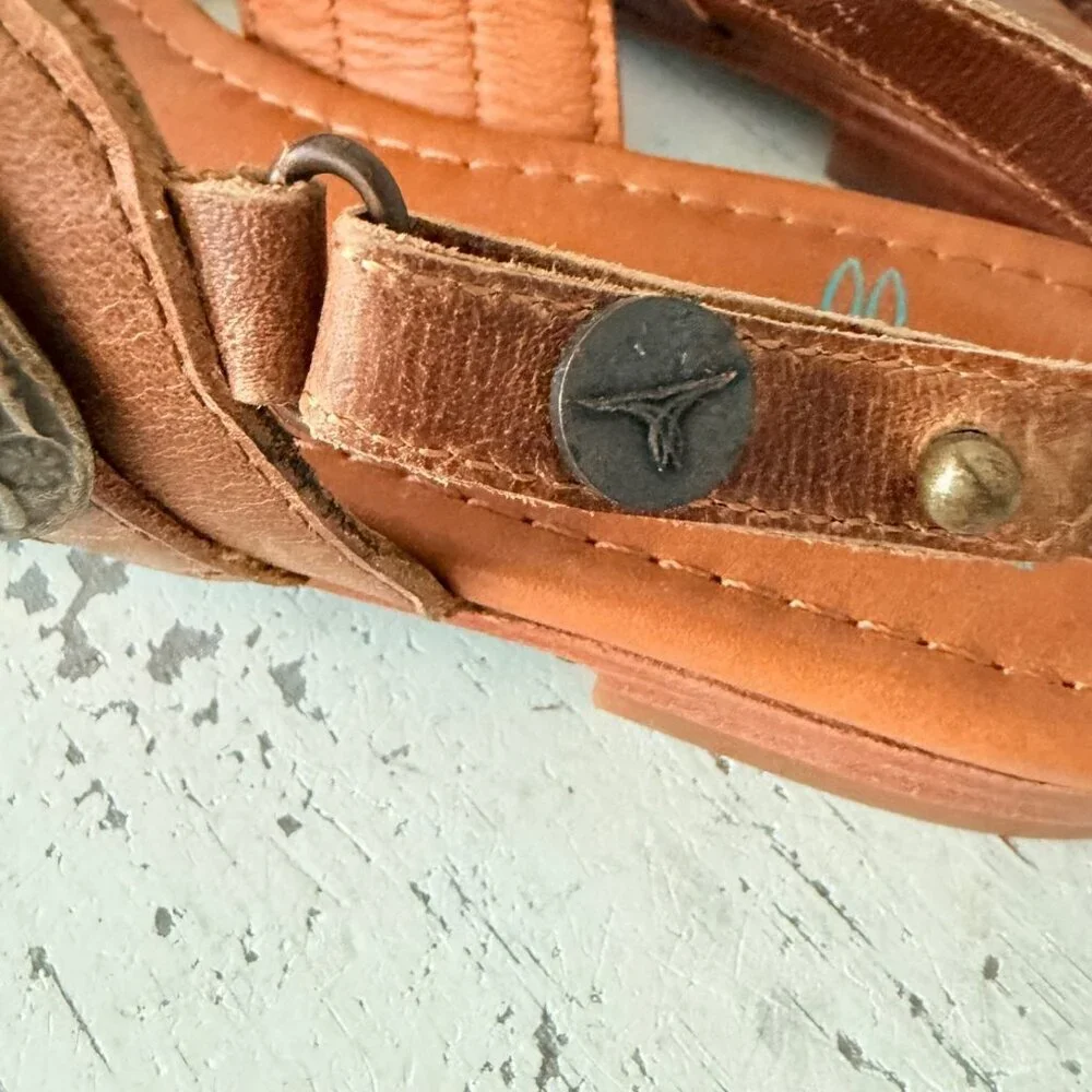 Lane Boots WHISPERWEAVE Western Sandals Brown Cowgirl Slip on Buckle Flats 11